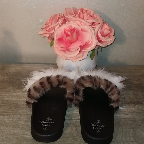 Faux Fur Slide Sandal Cheetah - Picture 2 of 5